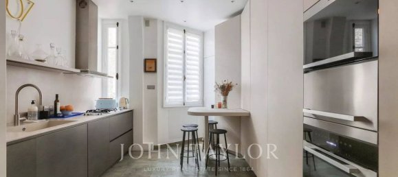 3 bedrooms Apartment in Paris, France No. 127948 13