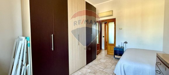 3 rooms Apartment in Castelvetro Piacentino, Italy No. 229480 14