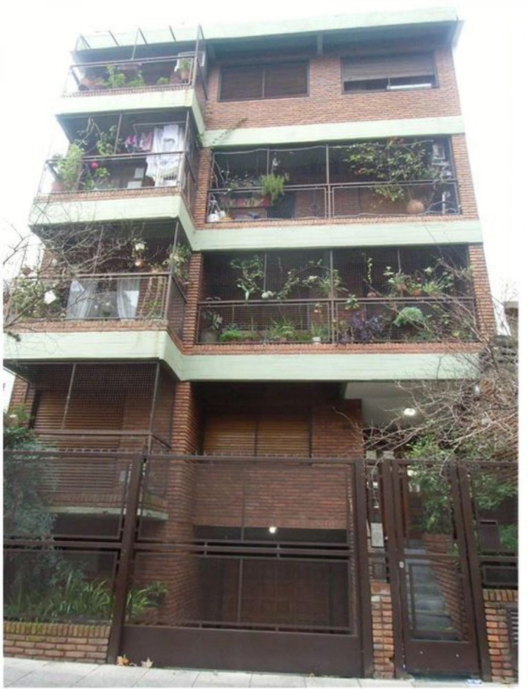 4 bedrooms Apartment in Buenos Aires, Argentina No. 81169