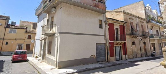 6 rooms Apartment in Grammichele, Italy No. 51130 14