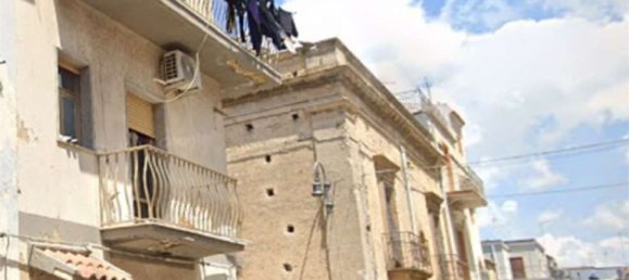 6 rooms Apartment in Grammichele, Italy No. 51130 18