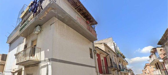 6 rooms Apartment in Grammichele, Italy No. 51130 16