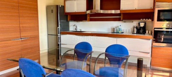 2 bedrooms Penthouse in Ciutat Vella, Spain No. 171553 6