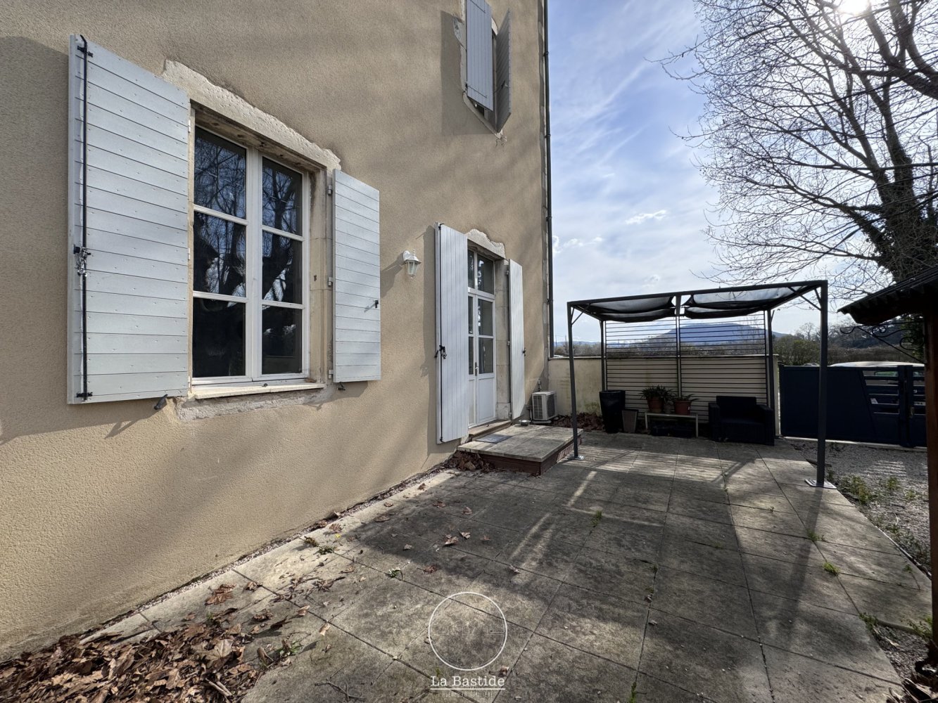 Apartamento de 2 dormitorios en Montboucher-sur-Jabron, France No. 198863