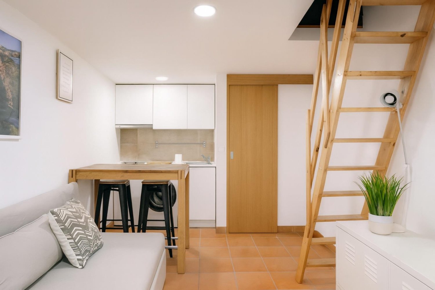 1 bedroom Apartment in Lisbon, Portugal No. 215328