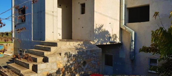 273m² Property in Neapoli, Greece No. 4355 10