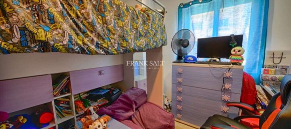 2 غرف نوم طابقين في Swieqi, Malta رقم 9960 6