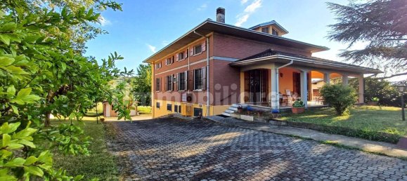 6 bedrooms Villa in Lesignano de' Bagni, Italy No. 269099 2
