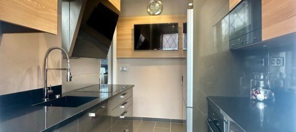 3 bedrooms Apartment in Maisons-Laffitte, France No. 323688 2