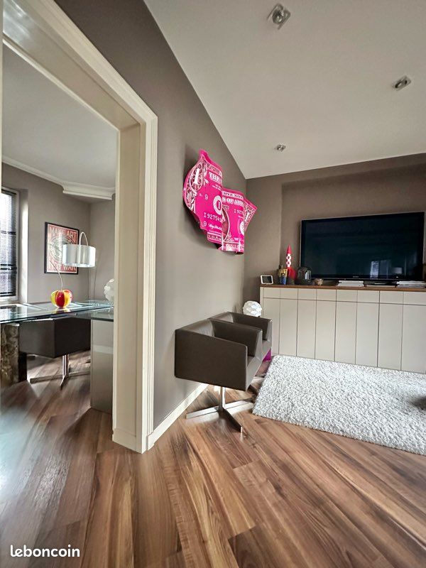 3 bedrooms Apartment in Maisons-Laffitte, France No. 323688