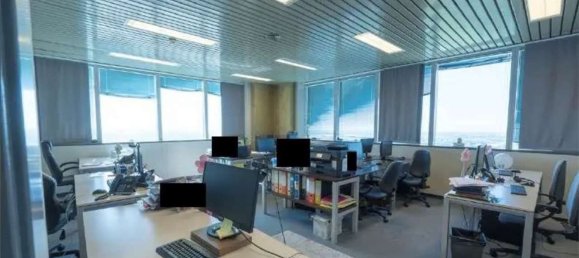 161m² Office in Brescia, Italy No. 274927 16