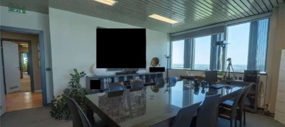 161m² Office in Brescia, Italy No. 274927 18