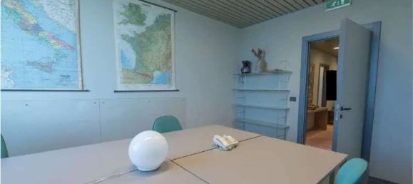 161m² Office in Brescia, Italy No. 274927 12