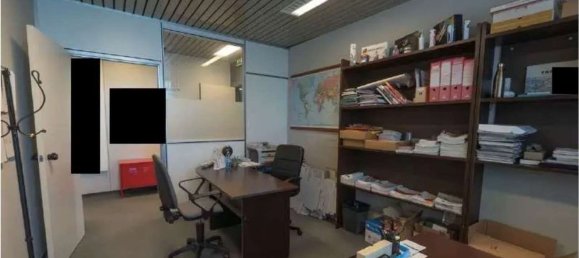161m² Office in Brescia, Italy No. 274927 9