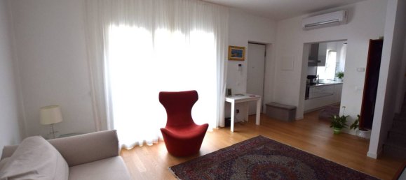 3 bedrooms Apartment in Cassina de' Pecchi, Italy No. 319171 2