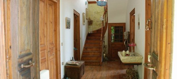 Коммерческая недвижимость с 7 спальнями в Загора, Греция № 7635 11