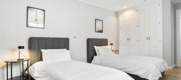 Apartamento de 3 dormitorios en Marbella, Spain No. 146498 31