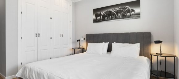 Apartamento de 3 dormitorios en Marbella, Spain No. 146498 24