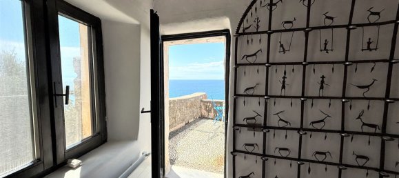 6 bedrooms House in Finale Ligure, Italy No. 378390 29