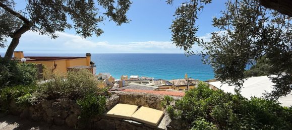 6 bedrooms House in Finale Ligure, Italy No. 378390 9