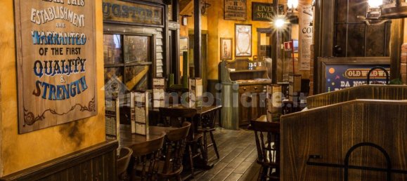 5غرفة عقار تجاري في Rome, Italy رقم 50116 23