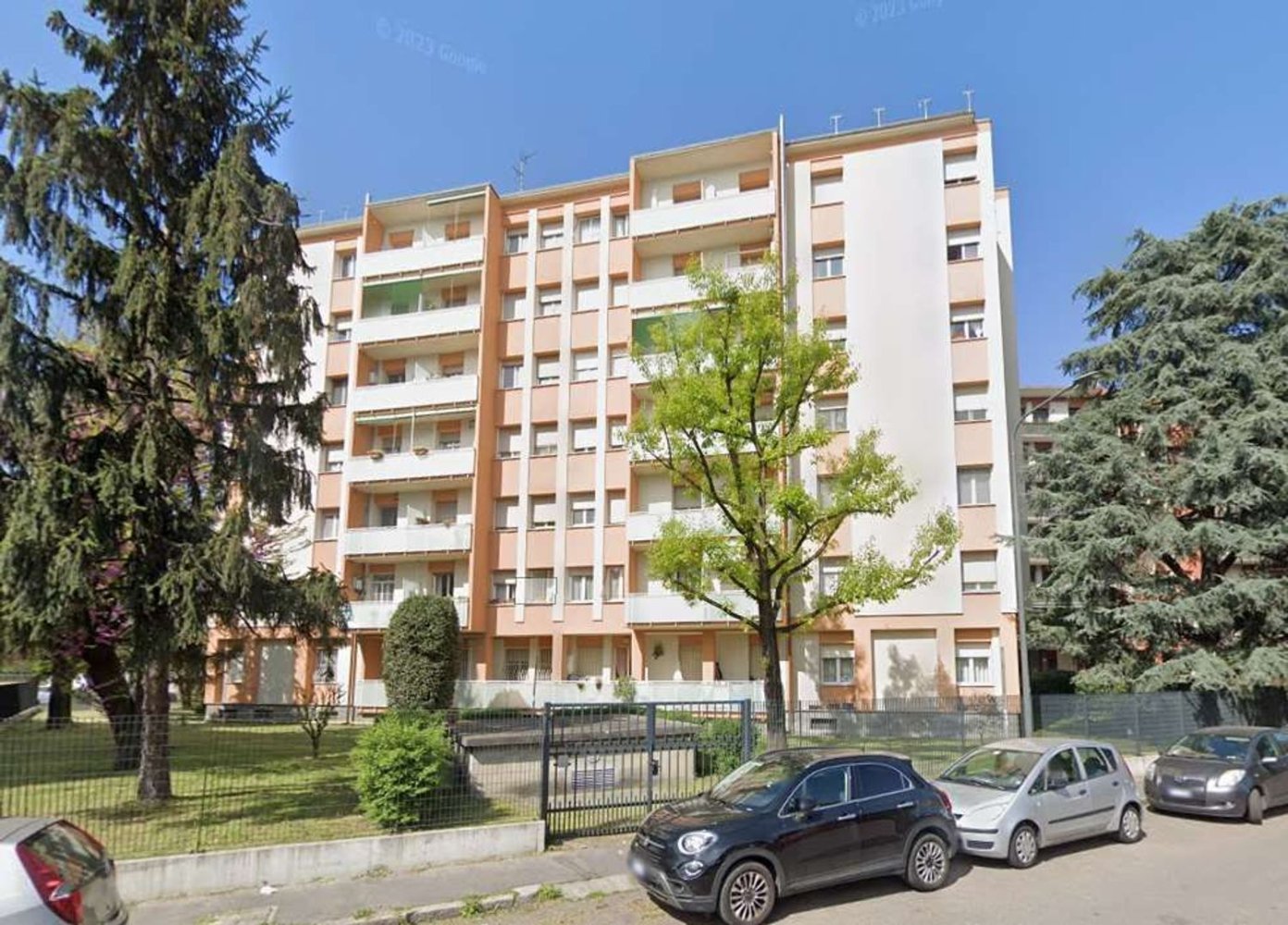 3-salle Appartement à Milan, Italy No. 284672