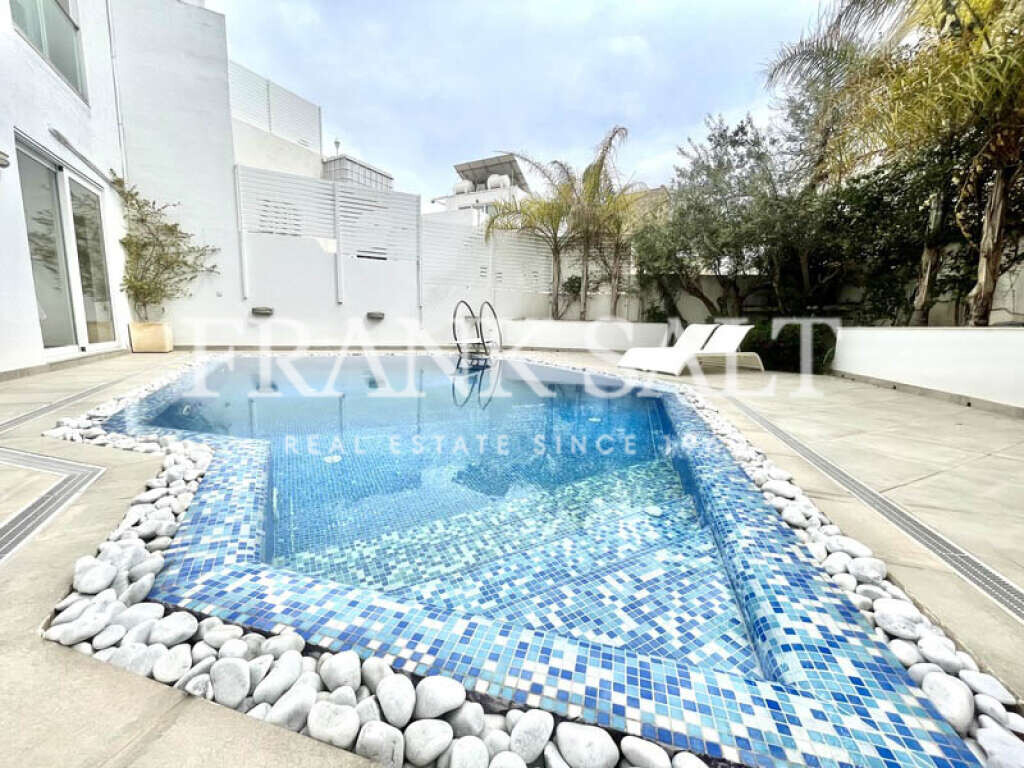 4 bedrooms House in Lija, Malta No. 9239