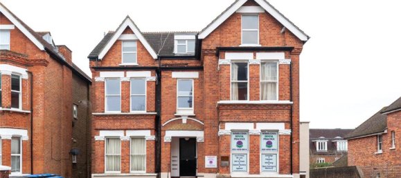 2 bedrooms Apartment in London, United Kingdom No. 7216 10