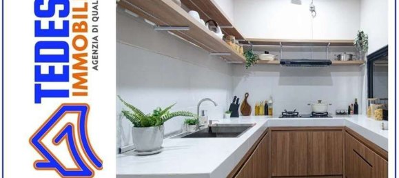 3 rooms Apartment in Naples, Italy No. 285238 35