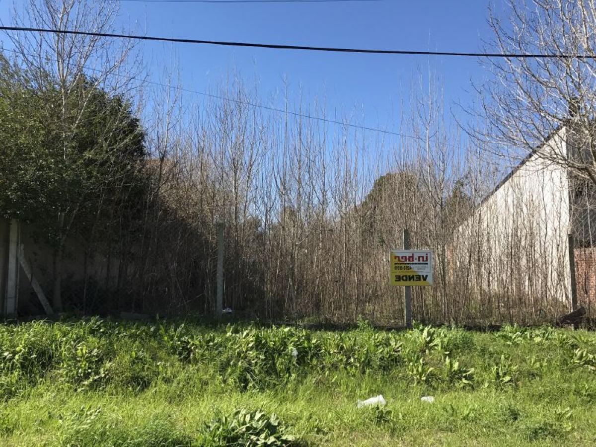  قطعة أرض في Berazategui, Argentina رقم 40457