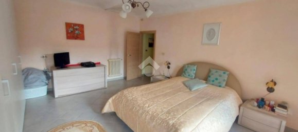 3 bedrooms House in Asti, Italy No. 118251 7