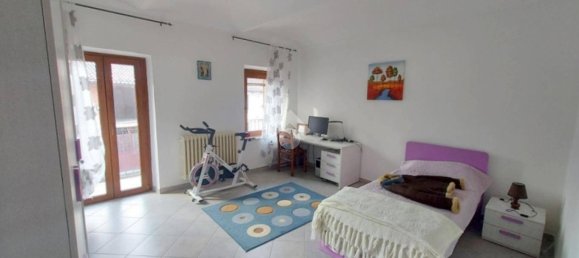 3 bedrooms House in Asti, Italy No. 118251 9