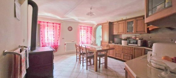 3 bedrooms House in Asti, Italy No. 118251 21