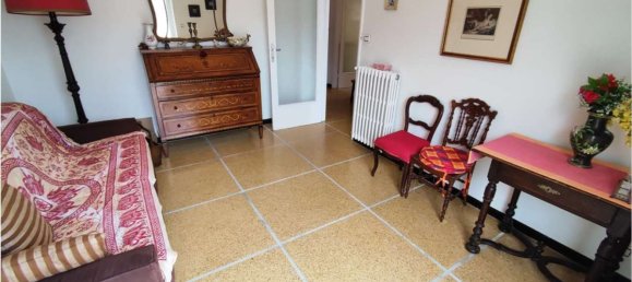 Квартира с 2 комнатами в Рапалло, Италия № 191752 10