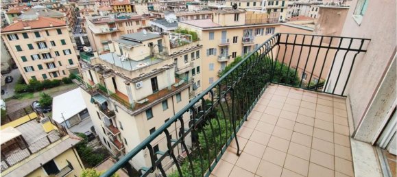 Квартира с 2 комнатами в Рапалло, Италия № 191752 4