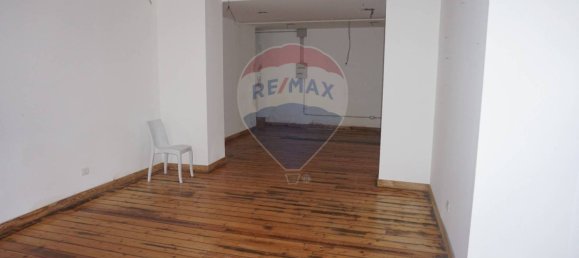 Gewerbliche Immobilie in Ragusa, Italy 88m², Nr. 64382 7