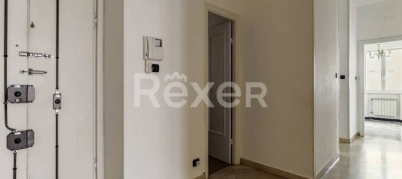 3-Zimmer Wohnung in Genoa, Italy, Nr. 143734 10