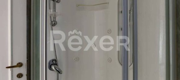 3-Zimmer Wohnung in Genoa, Italy, Nr. 143734 35