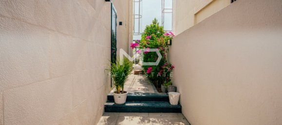 Villa de 4 dormitorios en Yas Island, UAE No. 47643 64