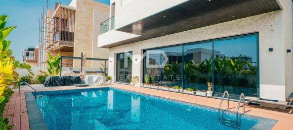 Villa de 4 dormitorios en Yas Island, UAE No. 47643 3