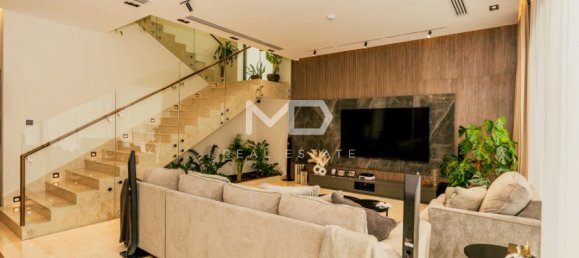 Villa de 4 dormitorios en Yas Island, UAE No. 47643 7