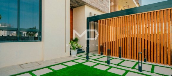 Villa de 4 dormitorios en Yas Island, UAE No. 47643 61