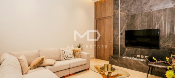 Villa de 4 dormitorios en Yas Island, UAE No. 47643 51