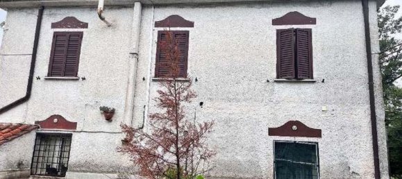 Дом с 5 комнатами в Мандела, Италия № 204708 4