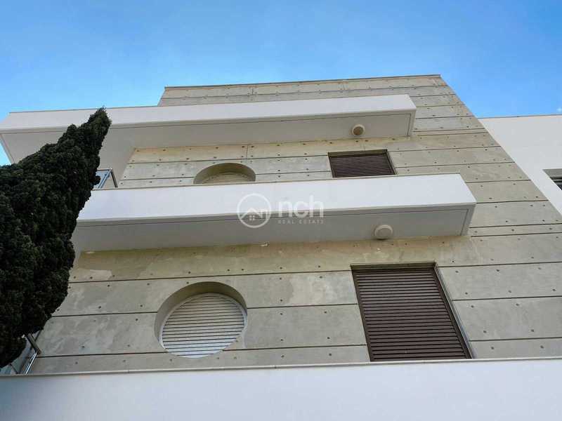 4 Schlafzimmer Penthouse in Germasogeia, Cyprus, Nr. 8215