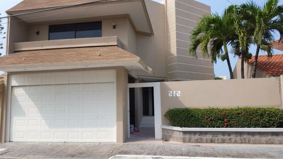 3 bedrooms House in Veracruz, Mexico No. 213537