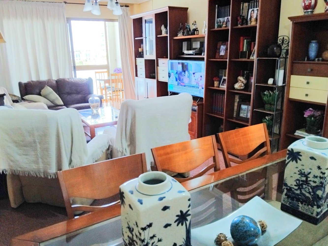 Квартира с 3 спальнями в Бенидорм, Испания № 156848