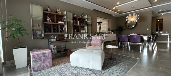 3 غرف نوم شقة في Sliema, Malta رقم 8469 8