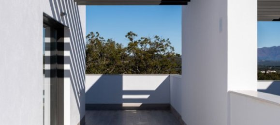 4 bedrooms Townhouse in San Roque, Spain No. 2930 19