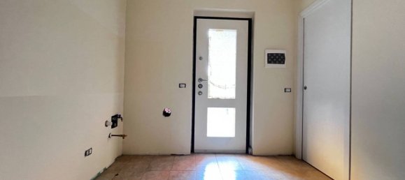 1 bedroom Apartment in Lecco, Italy No. 313398 3